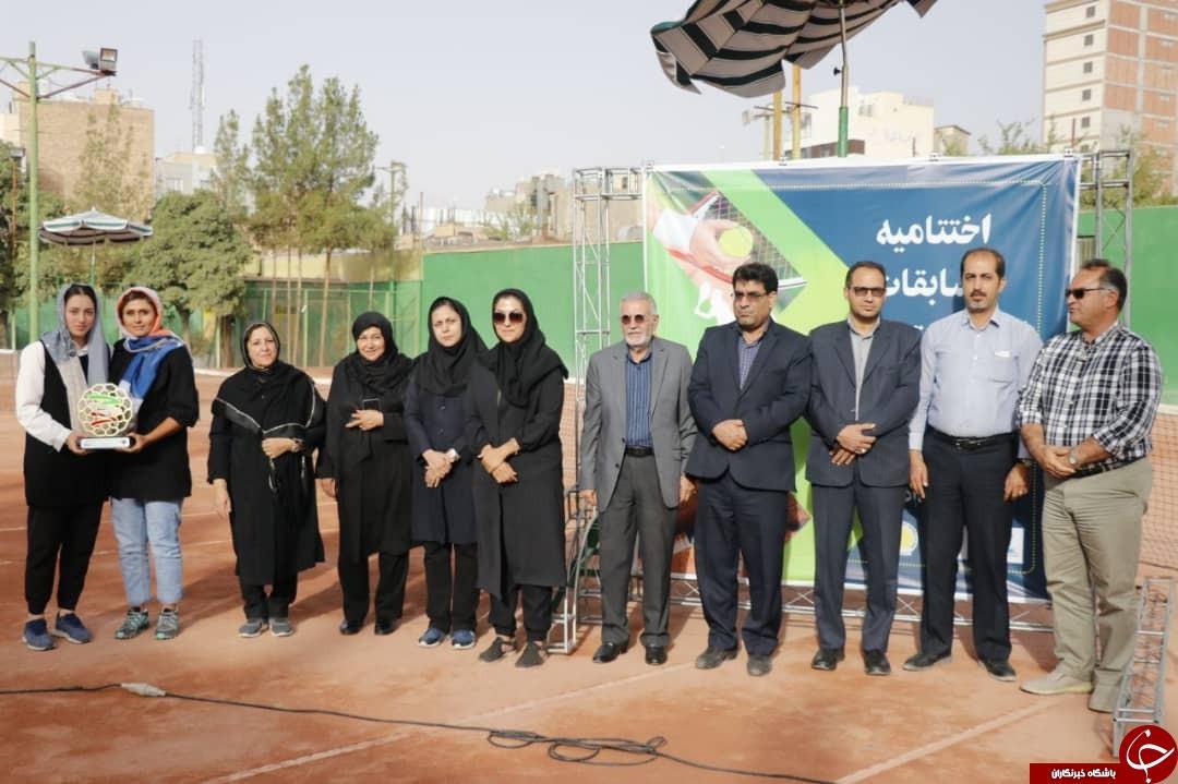 تهرانی ها کاپ قهرمانی را به خانه بردند تهرانی ها کاپ قهرمانی را به خانه بردند
