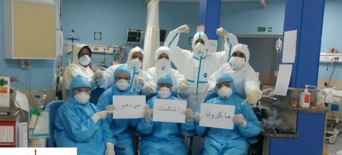 خبرنگاران شهروندان سبزوار با اهدای گل از پرستاران بیمارستان واسعی قدردانی کردند